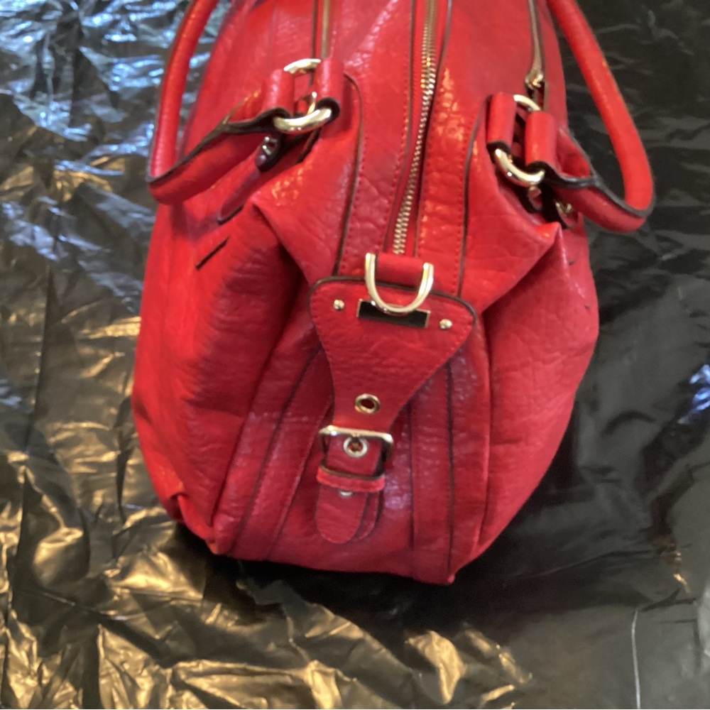 Jessica Simpson Handbag - Picture 4 of 7